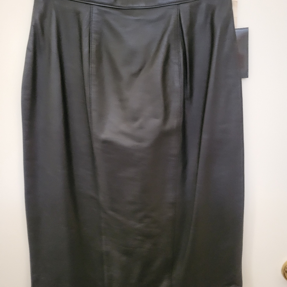 Leather skirt